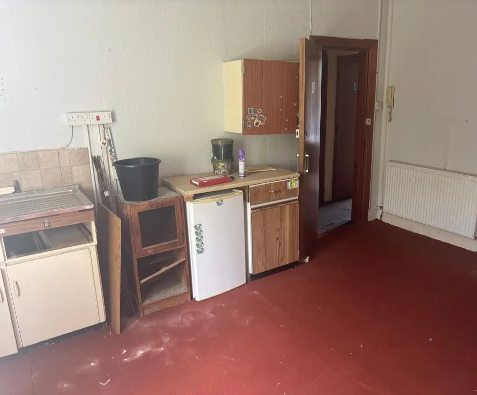 445 Victoria Road, Stoke-On-Trent, Staffordshire, ST1 3JF