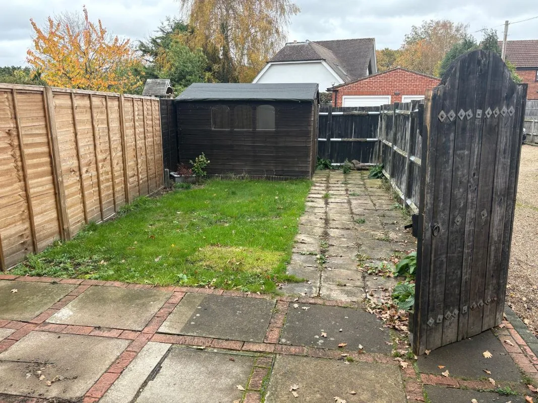 108 New Haw Road, Addlestone, Surrey, KT15 2DF