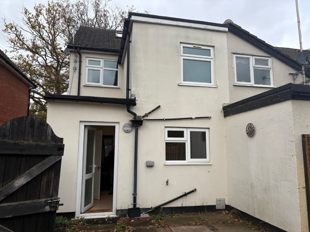 108 New Haw Road, Addlestone, Surrey, KT15 2DF