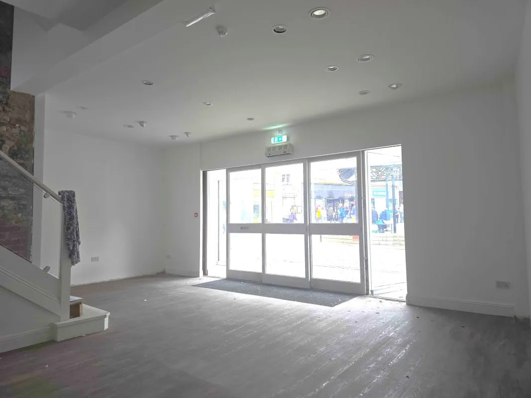 3 Finkle Street, Kendal, Cumbria, LA9 4AB