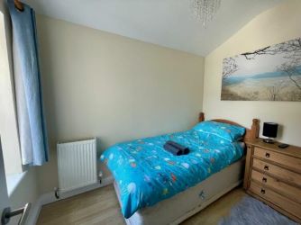 Tan y Fedw is a charming 4-storey end-of-terrace property, offering fantastic potential for Airbnb hosting, with an approx net income of £550 per week. Situated just off the High Street in the highly sought-after seaside town of Barmouth, this well-maintained property boasts classic construction under a slated roof, providing a perfect blend of comfort and character. With its spacious layout and prime location, Tan y Fedw is an exceptional opportunity for a family home or investment property. To be sold furnished.