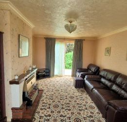 THREE BED MID TERRACE HOUSE