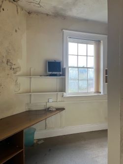 EXCELLENT INVESTMENT OPPORTUNITY FOR DEVELOPERS.
PLANNING PERMISSION FOR CONVERSION AND REDEVELOPMENT TO RESIDENTIAL
4 Apartments with the potential to add 4 further apartments in the rear unit (Subject to planning consent) ** we are informed that there is an agreement in principle with Powys.  Buyers should make their own enquiries**