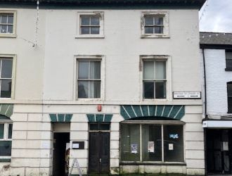 EXCELLENT INVESTMENT OPPORTUNITY FOR DEVELOPERS.
PLANNING PERMISSION FOR CONVERSION AND REDEVELOPMENT TO RESIDENTIAL
4 Apartments with the potential to add 4 further apartments in the rear unit (Subject to planning consent) ** we are informed that there is an agreement in principle with Powys.  Buyers should make their own enquiries**