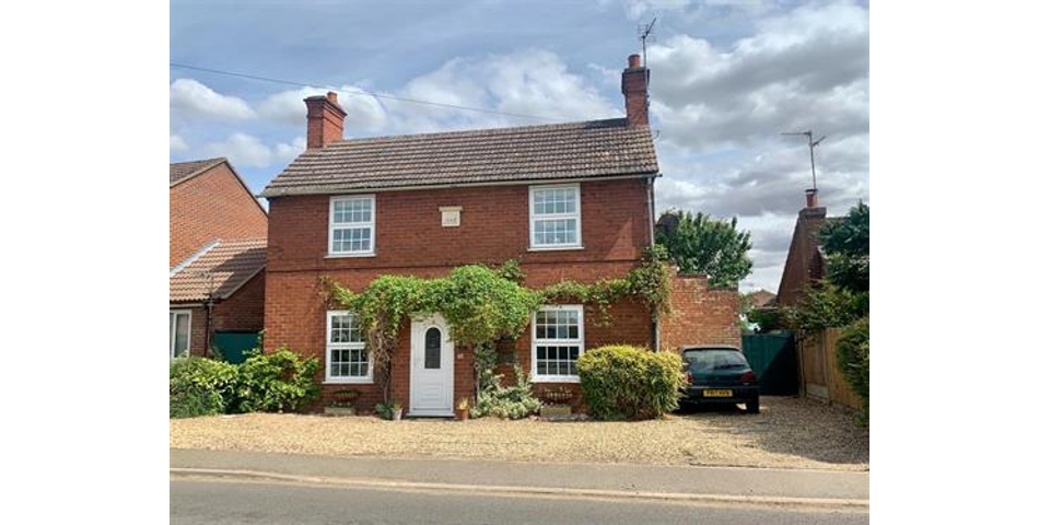 3 Bedroom Detached Property with Annex