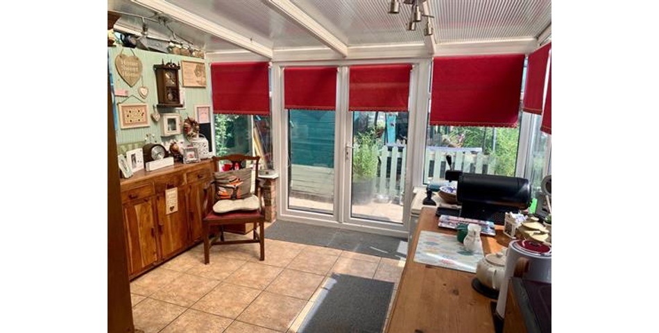3 Bedroom Detached Property with Annex