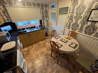Town & Country Property Auctions are pleased to offer this charming two-bedroom flat in Cumbernauld.