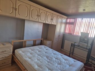 Town and Country Property Auctions are proud to present this 3 bed semi detached property in Nottingham.