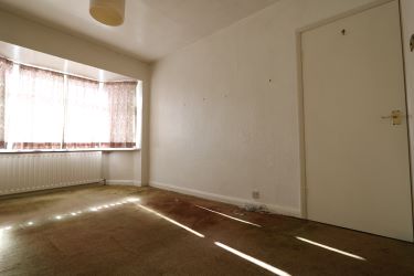 3 Bedroom Semi-Detached With Single Garage