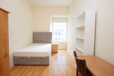Rare Tenanted Investment Opportunity  - 2 Bedroom Flat