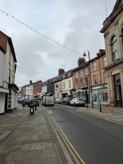 EXCELLENT INVESTMENT OPPORTUNITY FOR DEVELOPERS.
PLANNING PERMISSION FOR CONVERSION AND REDEVELOPMENT TO RESIDENTIAL
4 Apartments with the potential to add 4 further apartments in the rear unit (Subject to planning consent) ** we are informed that there is an agreement in principle with Powys.  Buyers should make their own enquiries**