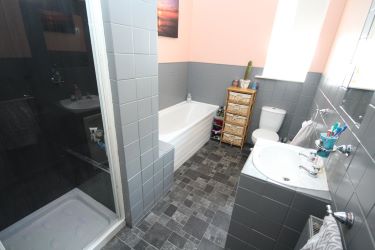Town and Country Property Auctions Scotland is proud to present this four bedroom detached dwellinghouse located in the centre of New Deer.