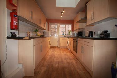 A Large 4 Bedroom Terraced Grade II Listed House, Being Located In Chester City Centre. Potential To Be Used As A Family Home Or As An Investment With Potential To Create A Significant Annual Income. Previous Use As A House In Multiple Occupation. Benefits From Gas Central Heating And Off Road Parking To Rear. Potential Gross Yield 10% Plus