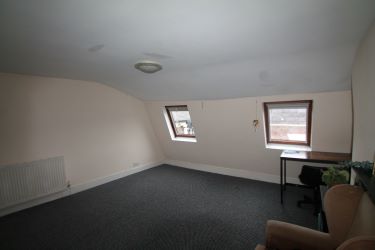 A Large 4 Bedroom Terraced Grade II Listed House, Being Located In Chester City Centre. Potential To Be Used As A Family Home Or As An Investment With Potential To Create A Significant Annual Income. Previous Use As A House In Multiple Occupation. Benefits From Gas Central Heating And Off Road Parking To Rear. Potential Gross Yield 10% Plus