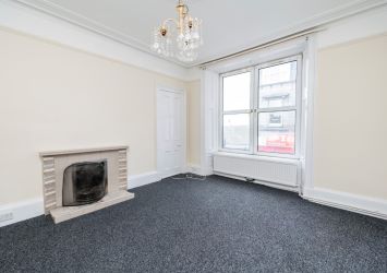Town and Country Property Auctions Scotland are proud to present this Spacious 4-Bedroom Maisonette in Fraserburgh