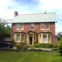 UNMODERNISED LARGE 5 BED DETACHED PERIOD PROPERTY