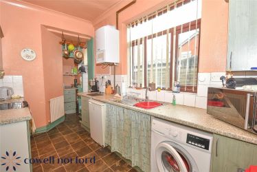 EXTENDED DETACHED 3-BEDROOM HOME WITH MASSIVE POTENTIAL
