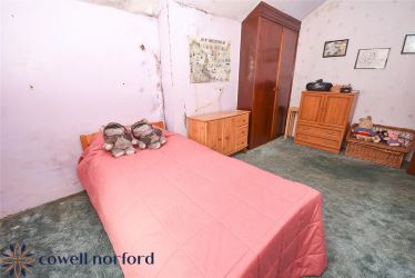 EXTENDED DETACHED 3-BEDROOM HOME WITH MASSIVE POTENTIAL