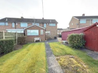 FOR SALE BY ONLINE PUBLIC AUCTION

EXTENDED THREE-BEDROOM SEMI-DETACHED PROPERTY

EXCELLENT RESIDENTIAL LOCATION

FANTASTIC OPPORTUNITY TO ACQUIRE A GREAT PROPERTY BMV