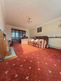 FOR SALE BY ONLINE PUBLIC AUCTION

EXTENDED THREE-BEDROOM SEMI-DETACHED PROPERTY

EXCELLENT RESIDENTIAL LOCATION

FANTASTIC OPPORTUNITY TO ACQUIRE A GREAT PROPERTY BMV