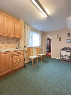 FOR SALE BY ONLINE PUBLIC AUCTION

EXTENDED THREE-BEDROOM SEMI-DETACHED PROPERTY

EXCELLENT RESIDENTIAL LOCATION

FANTASTIC OPPORTUNITY TO ACQUIRE A GREAT PROPERTY BMV