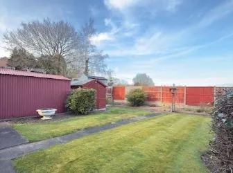 FOR SALE BY ONLINE PUBLIC AUCTION

EXTENDED THREE-BEDROOM SEMI-DETACHED PROPERTY

EXCELLENT RESIDENTIAL LOCATION

FANTASTIC OPPORTUNITY TO ACQUIRE A GREAT PROPERTY BMV