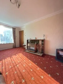 FOR SALE BY ONLINE PUBLIC AUCTION

EXTENDED THREE-BEDROOM SEMI-DETACHED PROPERTY

EXCELLENT RESIDENTIAL LOCATION

FANTASTIC OPPORTUNITY TO ACQUIRE A GREAT PROPERTY BMV