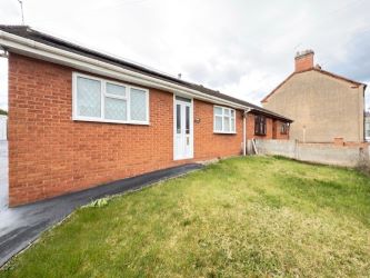 FOR SALE BY ONLINE PUBLIC AUCTION
WELL PRESENTED THREE BEDROOM SEMI-DETACHED BUNGALOW
LOCATED IN THE DESIRABLE MARKET TOWN OF MARKET DRAYTON
TWO DETACHED GARAGES
DRIVEWAY WITH PARKING FOR SEVERAL CARS