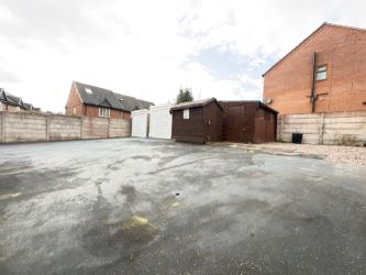 FOR SALE BY ONLINE PUBLIC AUCTION
WELL PRESENTED THREE BEDROOM SEMI-DETACHED BUNGALOW
LOCATED IN THE DESIRABLE MARKET TOWN OF MARKET DRAYTON
TWO DETACHED GARAGES
DRIVEWAY WITH PARKING FOR SEVERAL CARS