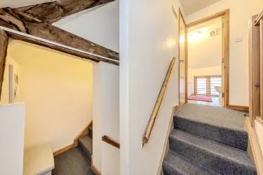 FOR SALE BY ONLINE PUBLIC AUCTION



Superb – 5 bedroom Property currently operated as Guest House 

Could be used as a large family home

Located only two minutes from Shrewsbury Town Centre

Beautiful character property that dates back to the 1600s
