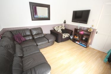 Town and Country Property Auctions Scotland is proud to present this four bedroom detached dwellinghouse located in the centre of New Deer.