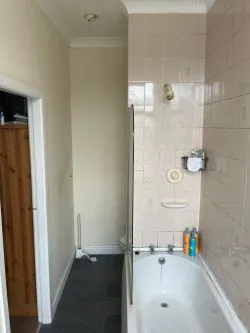 TERRACE HOUSE POTENTIAL REFURBISHMENT & DEVELOPMENT OPPORTUNITY