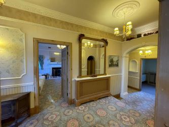 UNMODERNISED LARGE 5 BED DETACHED PERIOD PROPERTY