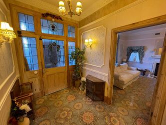 UNMODERNISED LARGE 5 BED DETACHED PERIOD PROPERTY