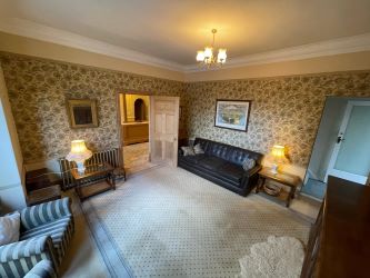 UNMODERNISED LARGE 5 BED DETACHED PERIOD PROPERTY