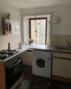 Town & Country Property Auctions offers this incredible 2 bedroom property in Campbeltown.