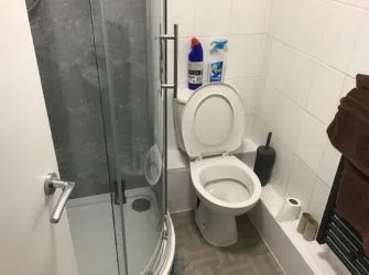 Attention Investors! An excellent investment opportunity. A Leasehold 1-bedroom flat on the second floor, producing a rental income of £6,000 per annum. 
999 Year Lease From 1 January 2021. Ground Rent £500 pa