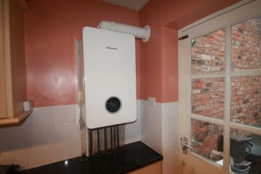 A Large 4 Bedroom Terraced Grade II Listed House, Being Located In Chester City Centre. Potential To Be Used As A Family Home Or As An Investment With Potential To Create A Significant Annual Income. Previous Use As A House In Multiple Occupation. Benefits From Gas Central Heating And Off Road Parking To Rear. Potential Gross Yield 10% Plus