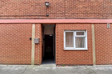 Coastal Ground Floor Flat with Strong Rental Appeal