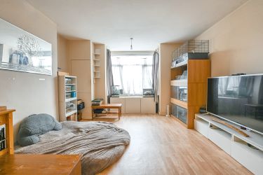 Coastal Ground Floor Flat with Strong Rental Appeal