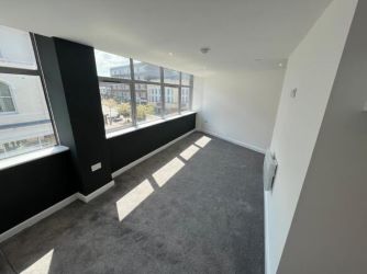 Located in the heart of Hanley, this modern studio apartment presents an outstanding investment opportunity. Just three years old, the property offers contemporary living with high-quality finishes, making it an attractive choice for tenants. Currently let at £5,700 per annum, it provides a hassle-free, income-generating asset from day one.