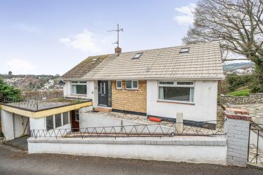 Charming Detached Bungalow with Partly Completed Self-Contained Annex and Breathtaking Views in Teignmouth