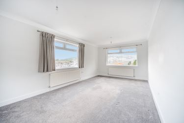 Charming Detached Bungalow with Partly Completed Self-Contained Annex and Breathtaking Views in Teignmouth