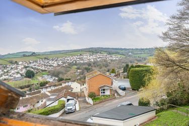 Charming Detached Bungalow with Partly Completed Self-Contained Annex and Breathtaking Views in Teignmouth