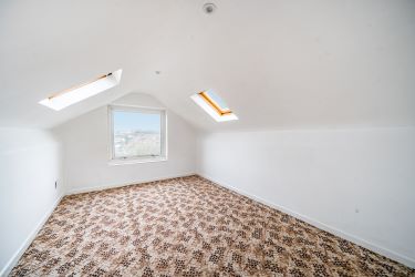 Charming Detached Bungalow with Partly Completed Self-Contained Annex and Breathtaking Views in Teignmouth