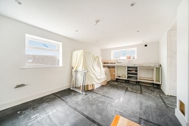 Charming Detached Bungalow with Partly Completed Self-Contained Annex and Breathtaking Views in Teignmouth