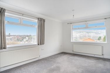 Charming Detached Bungalow with Partly Completed Self-Contained Annex and Breathtaking Views in Teignmouth