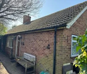 131 Field Common Lane, Walton-on-Thames, Surrey, KT12 3QW