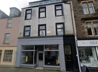 Town & Country Property Auctions offers this incredible 2 bedroom property in Campbeltown.