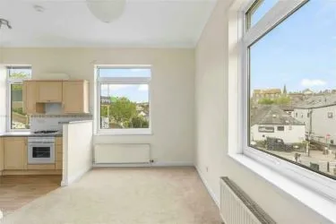 ONE BED APARTMENT